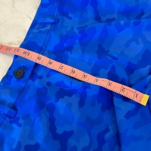 G/FORE Men's Golf Royal Blue Camo Golf Shorts LIKE NEW 9” INSEAM - Picture 15 of 16
